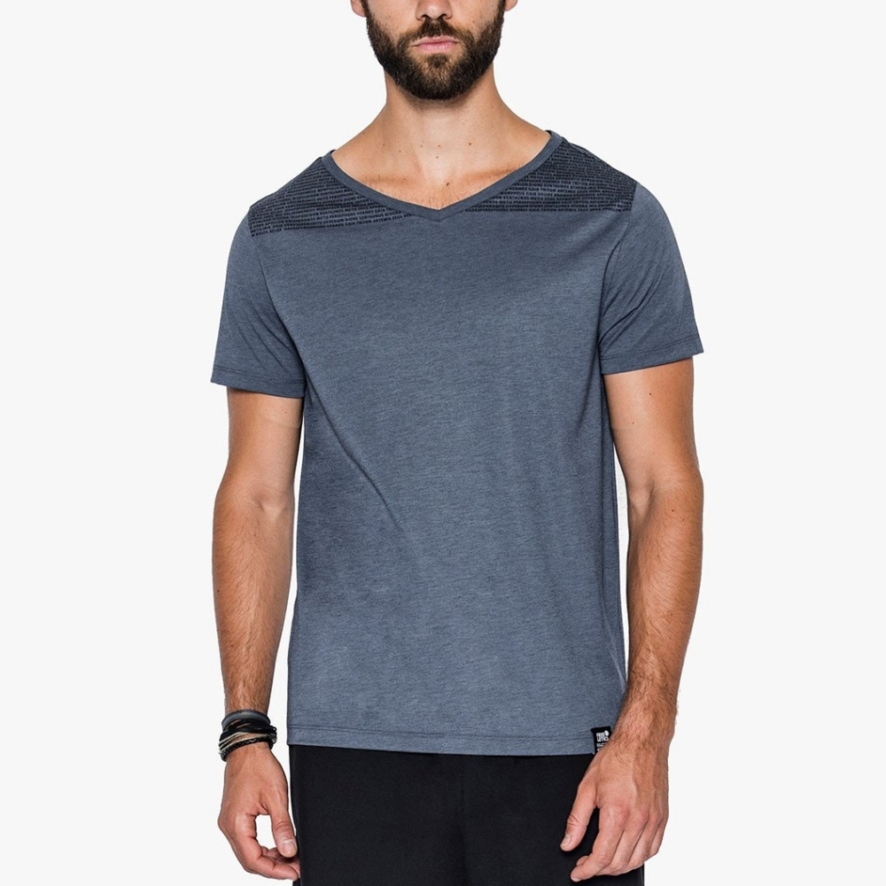‼️Final Sale‼️🎁 NWT Freeletics Men's T-shirt V-neck